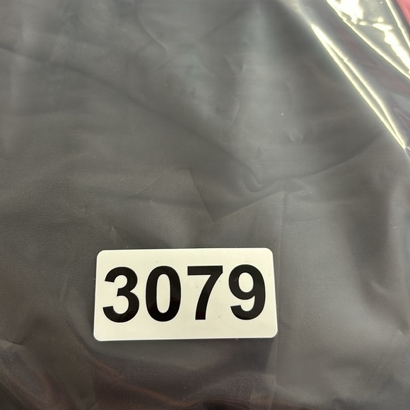 NWT Women’s Plus Torrid Sweetheart Smocked Crop Top Black Size 4X | 3079 - Picture 9 of 10